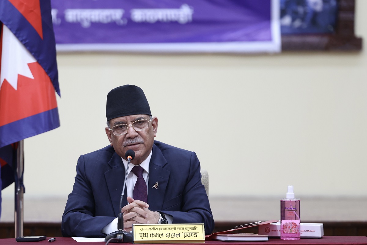 विद्यार्थी बाहिरिने प्रवृत्तिप्रति विश्वविद्यालयहरू गम्भीर बन्नुपर्छ : प्रधानमन्त्री प्रचण्ड
